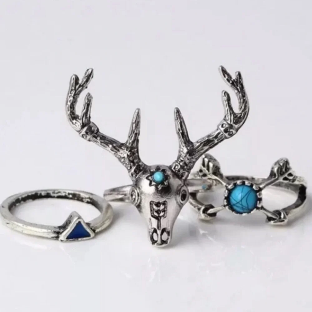 Set of 7 Silver Tone Rings